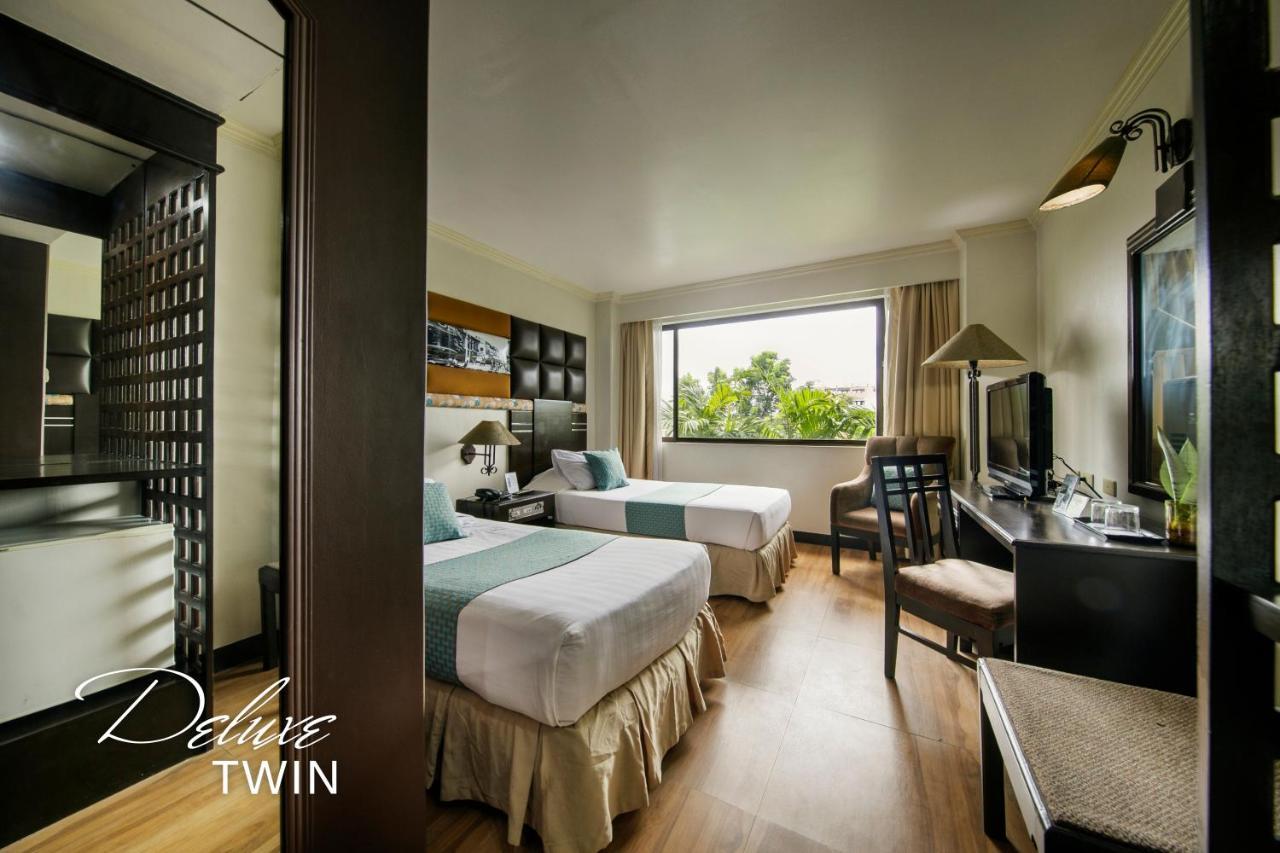 The Bellavista Hotel Мактан Экстерьер фото